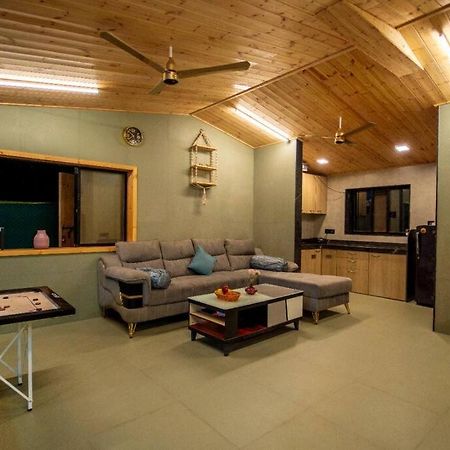 Spicy Mango Lakeside Abode - Luxurious Villa In Pawana Lonavala Exterior photo
